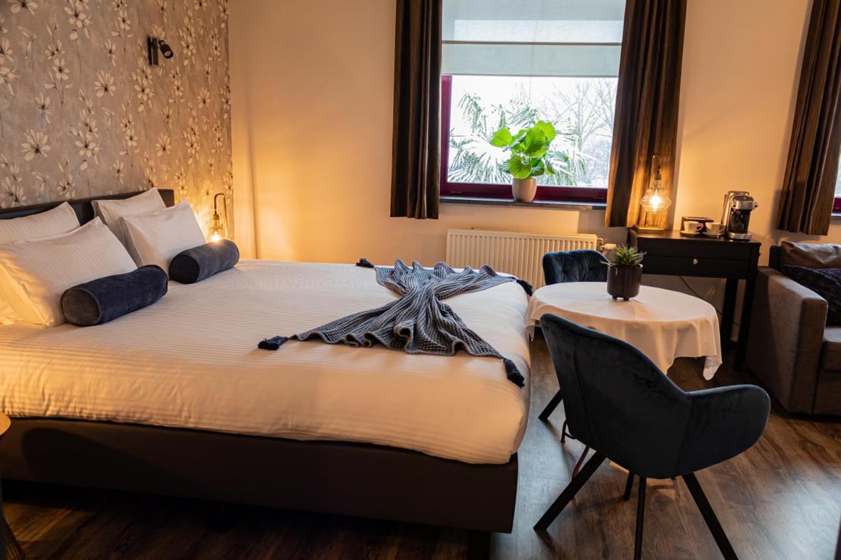 Guesthouse De Wissen Дилсен-Стокем Екстериор снимка