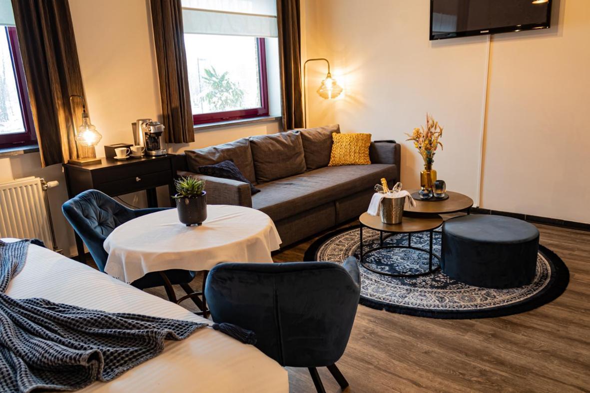 Guesthouse De Wissen Дилсен-Стокем Екстериор снимка